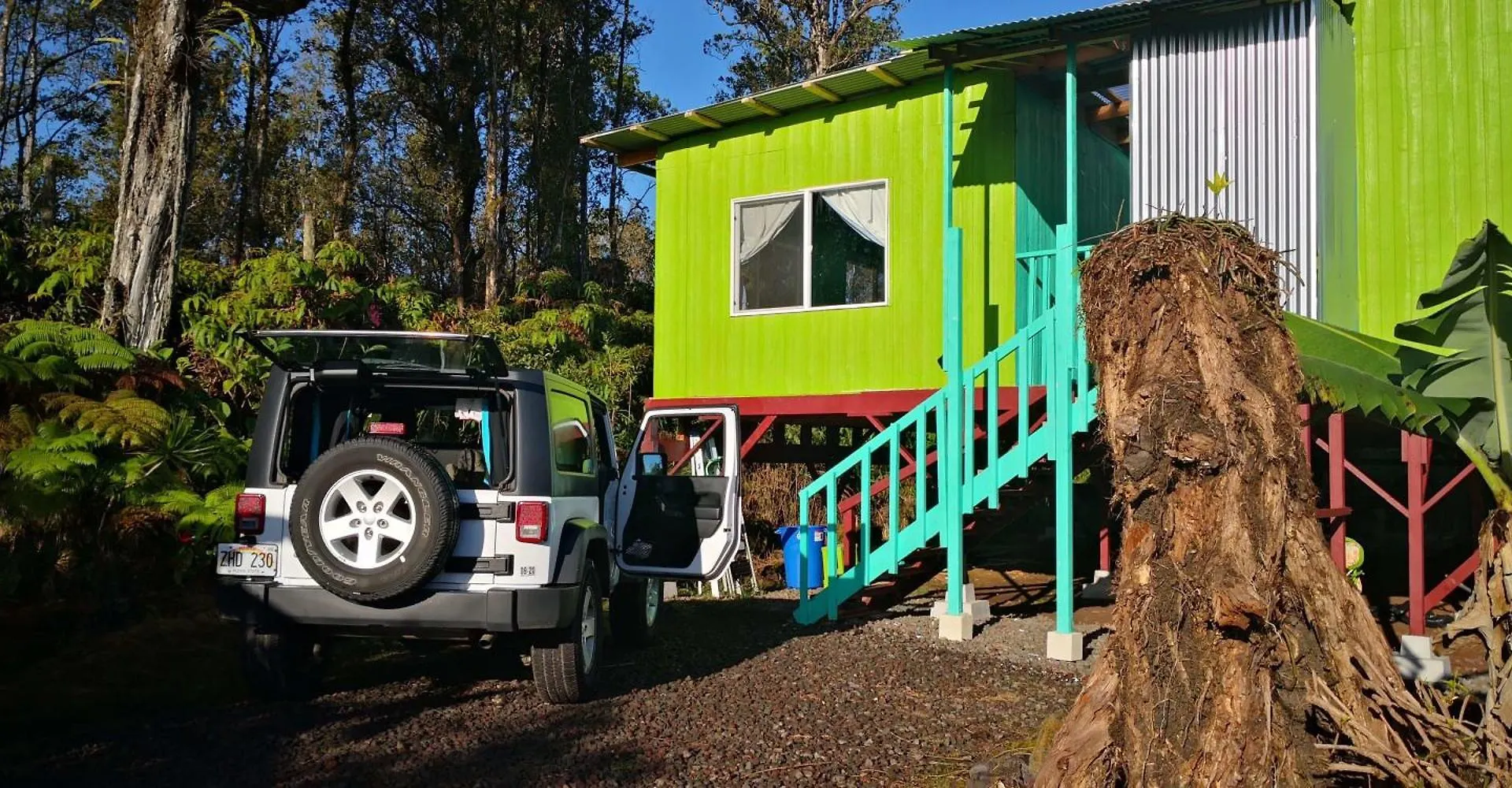 Simply Convenient Tropical Country Studio Mountain View